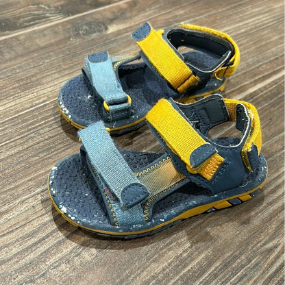 Boys Size 8 Toddler Blue Yellow Strappy Sporty Sandals1