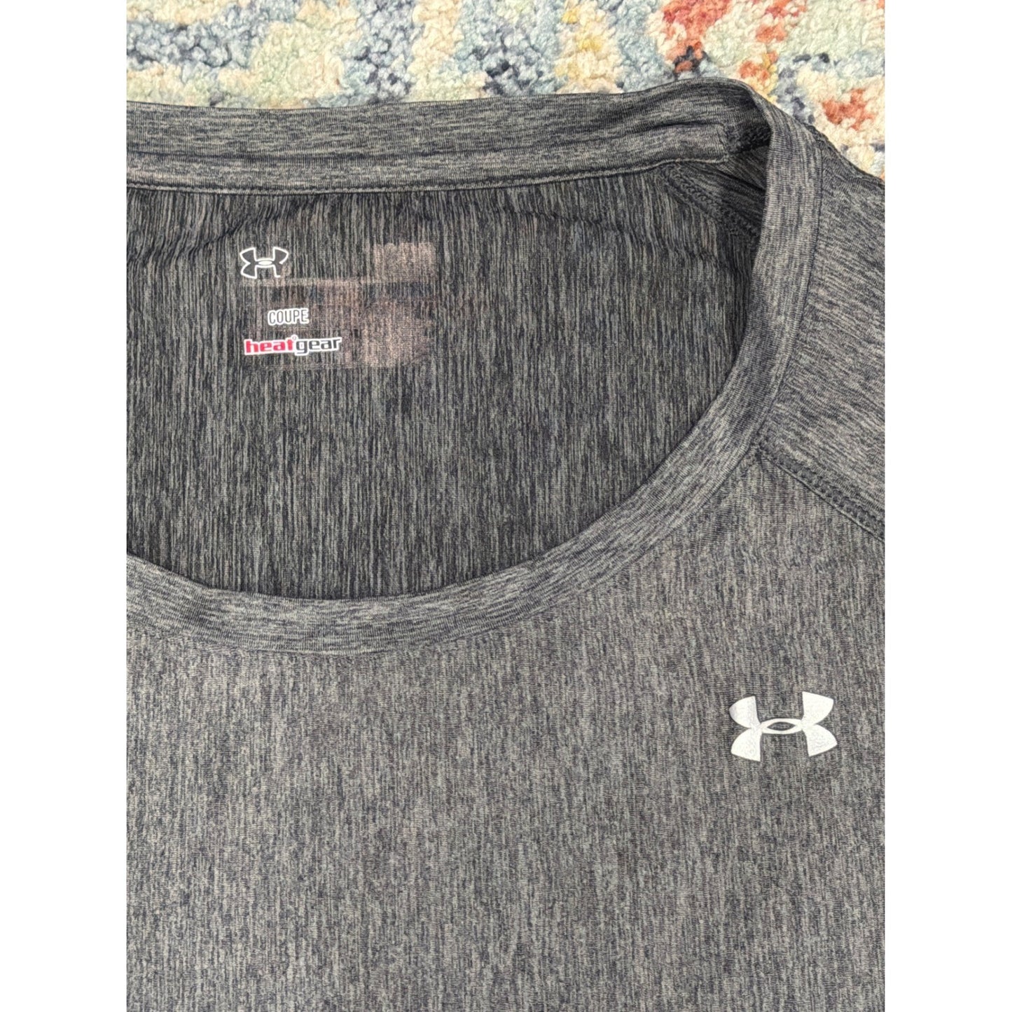 Under Armour HeatGear Shirt Women's Medium/Large Gray Heathered Performance EUC1