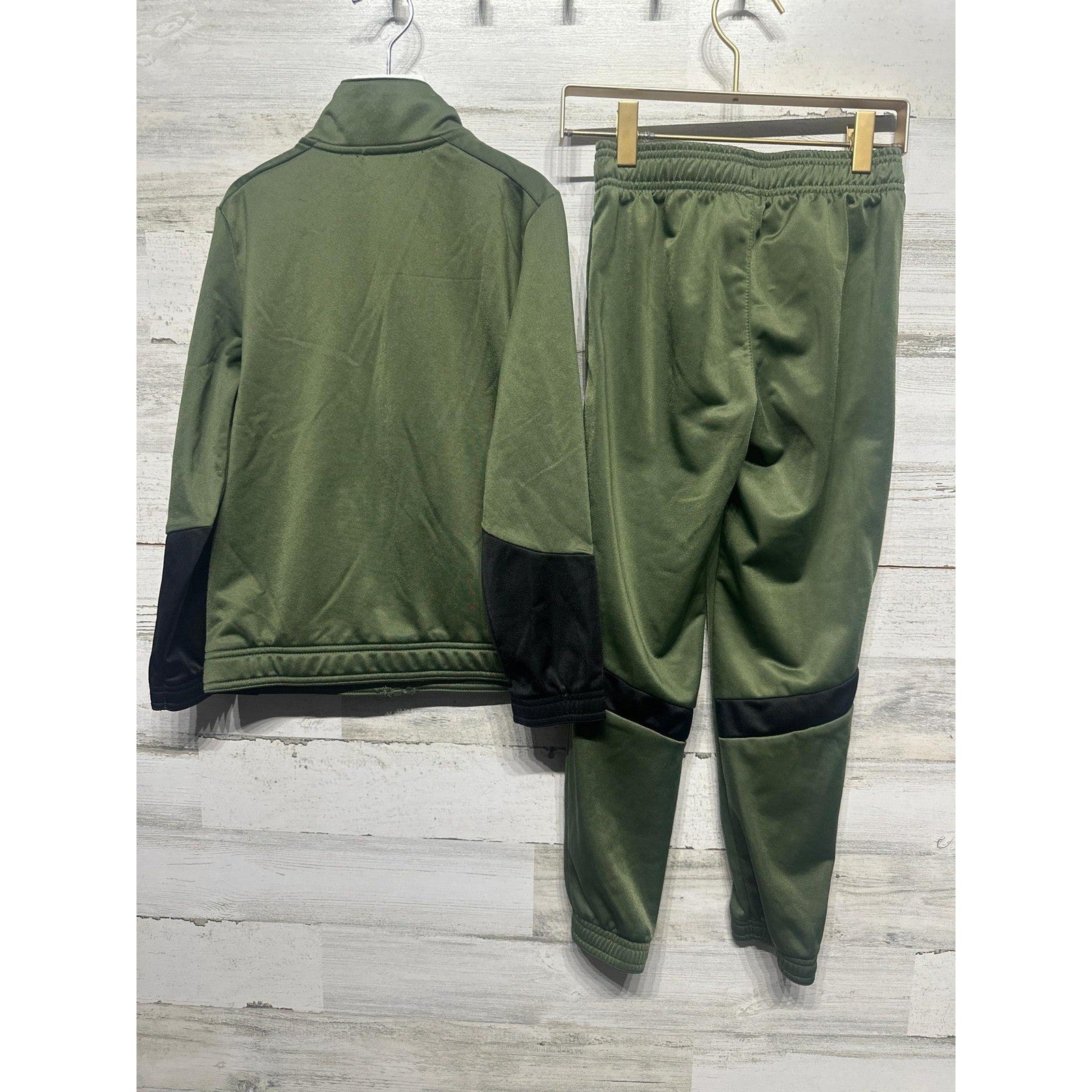 Athletic Works Tracksuit Boys Size 8 Olive Green Neon Colorblock EUC3