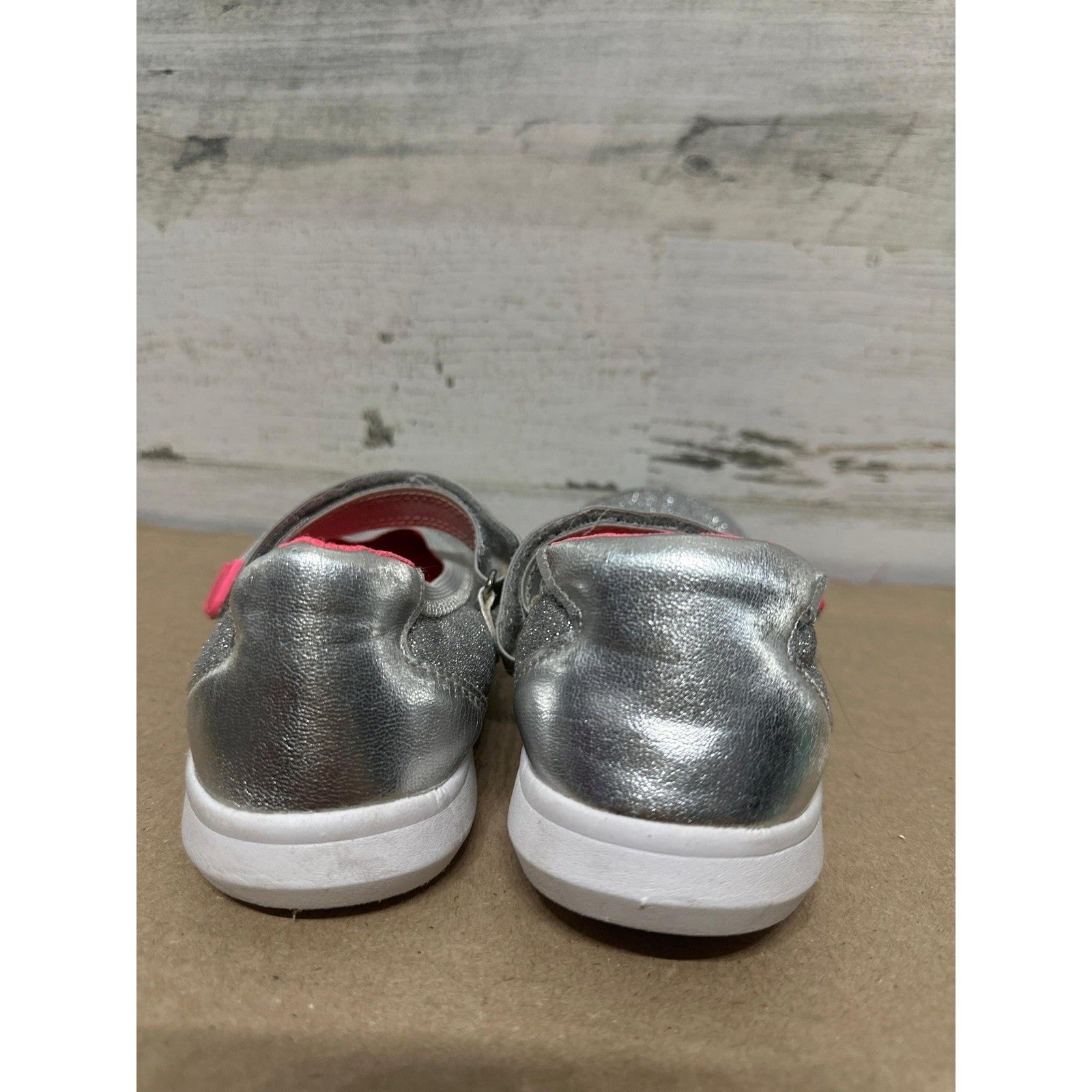 Cat & Jack Mary Jane Sneakers Girls 12 Silver Glitter Sparkly GUC3