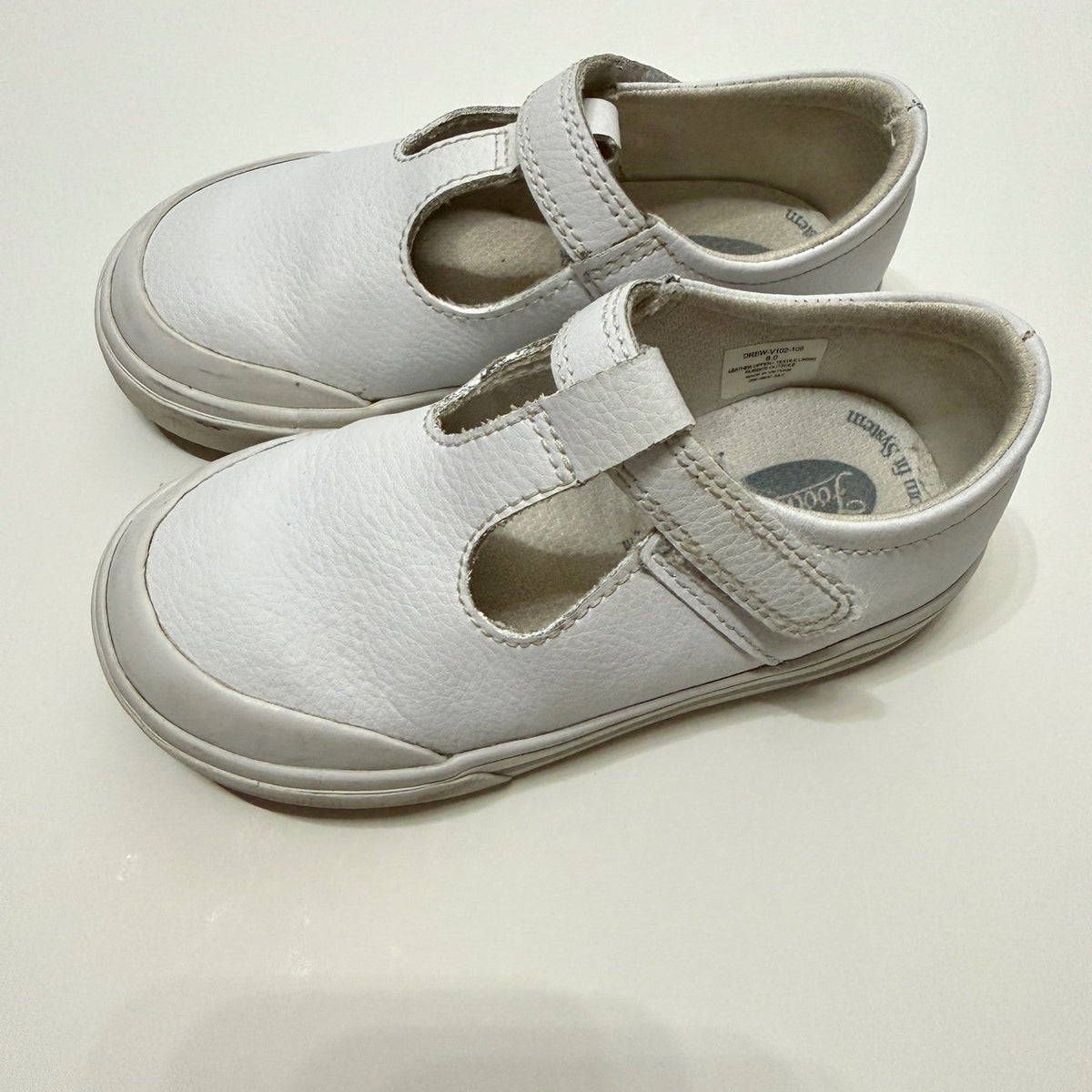 Footmates Drew T-Strap Girls Size 8 White Leather Classic School GUC2