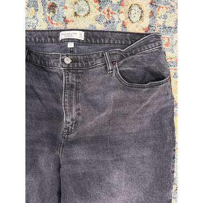 Abercrombie & Fitch 90s Straight Jeans Women 34/18R Black Curve Love Denim EUC2