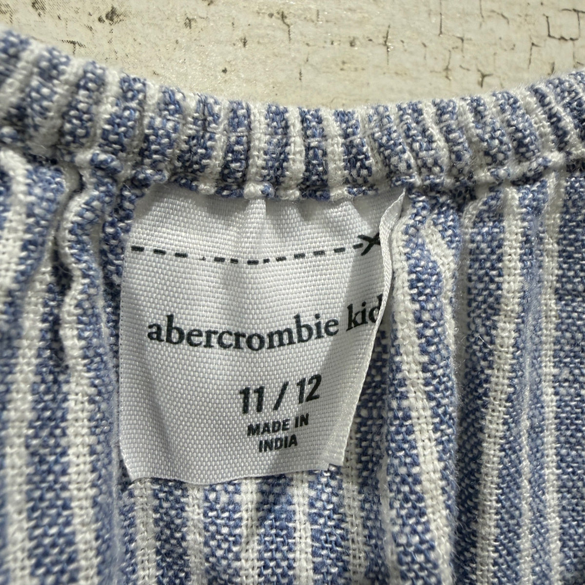 Abercrombie Kids Crazy 8 2pc Outfit Set Girls 10/12 Blue Striped Linen Denim EUC2