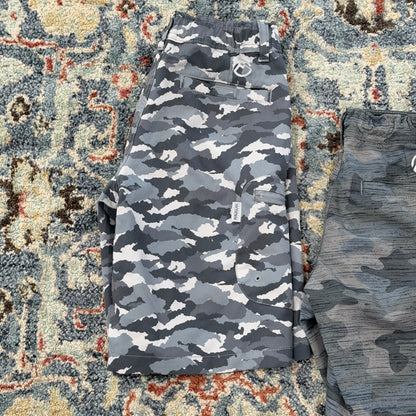 Magellan Fish Gear Shorts Boys 10 Grey Camo Performance Outdoor EUC2