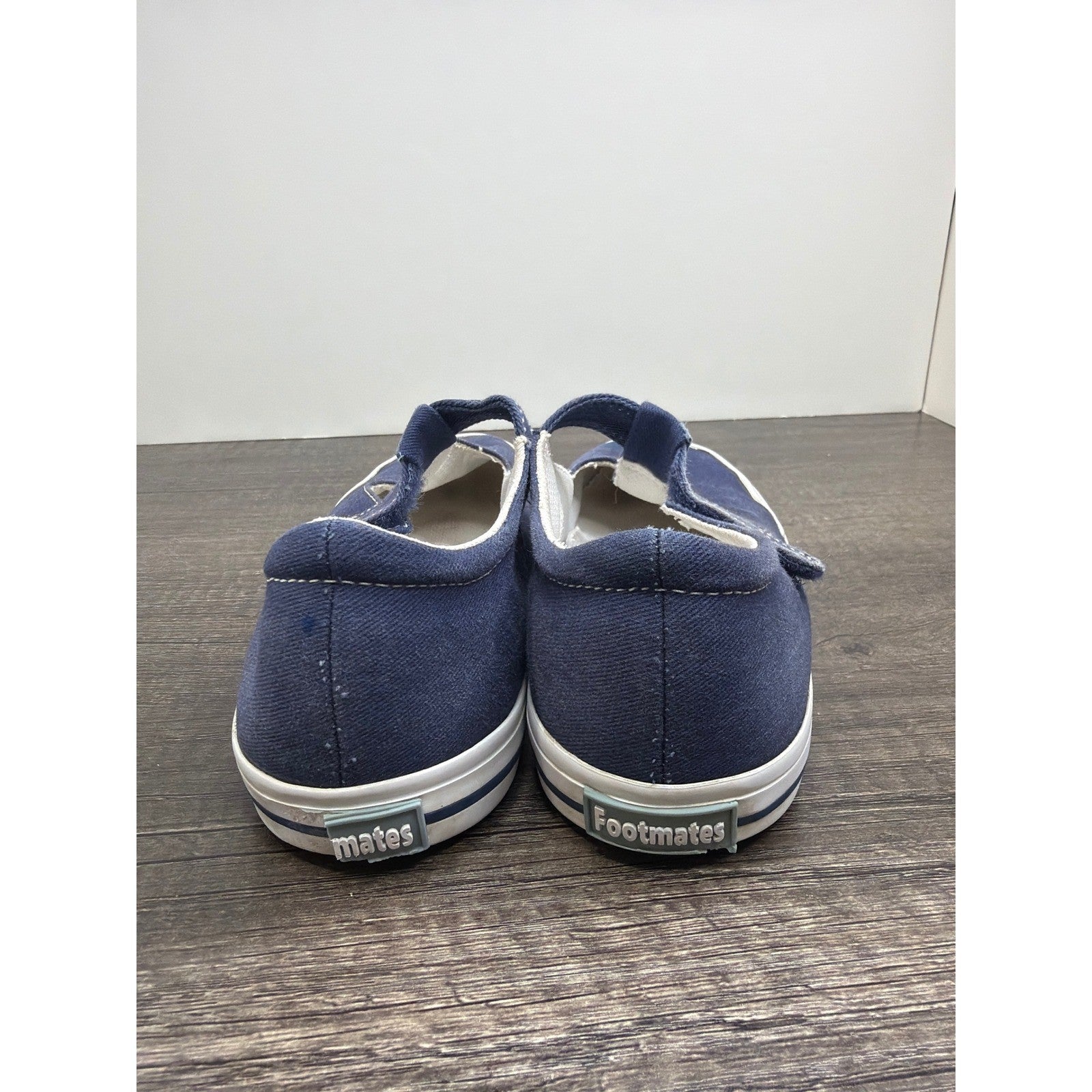 Footmates Ariel T-Strap Sneaker Girls 13 Navy Canvas Classic Preppy *Flawed2