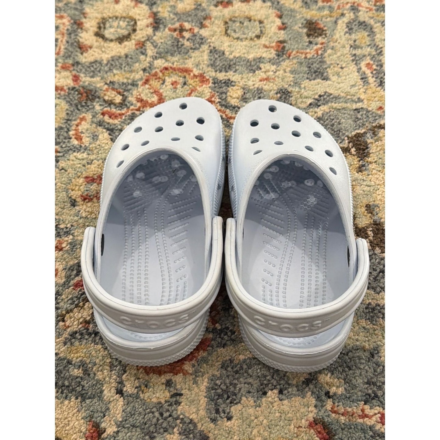 Crocs Classic Clog Women 6 / Mens 4 Light Blue Slip On Comfort Gorpcore EUC5