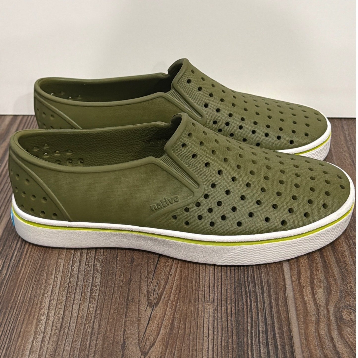 Native Miles Shoes Mens 4 Dark Green Slip On Perforated Gorpcore New0