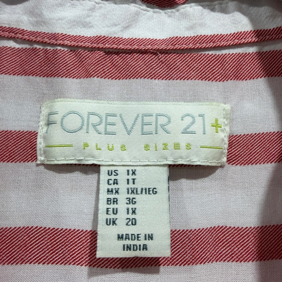 Forever 21 Striped Button Down Shirt Women 1X Red White 100% Rayon Casual EUC1