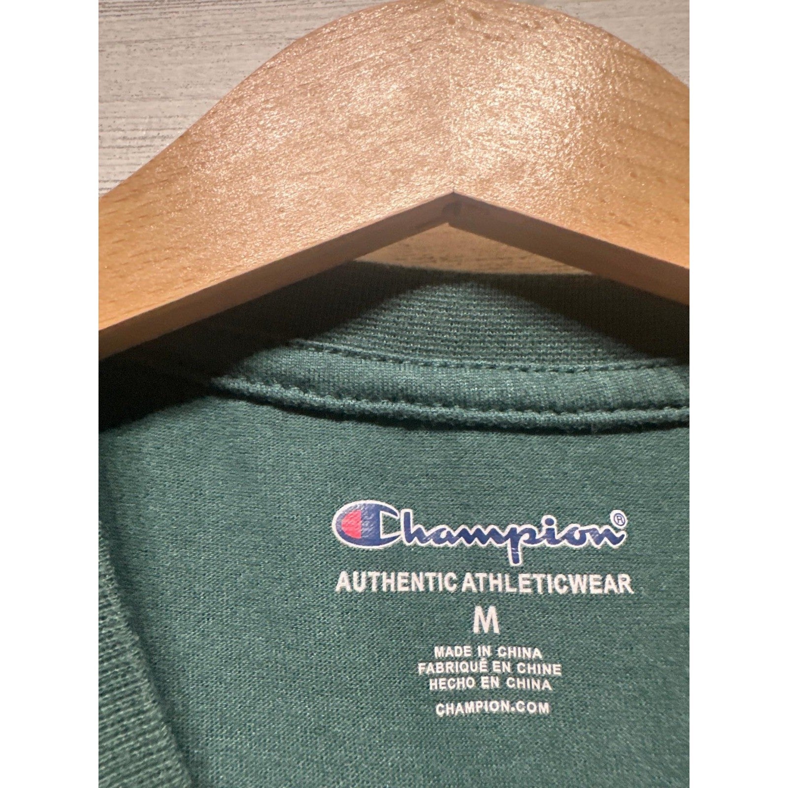 Champion T-Shirt Boys Medium Dark Green Graphic Logo Sportswear Athletic EUC2