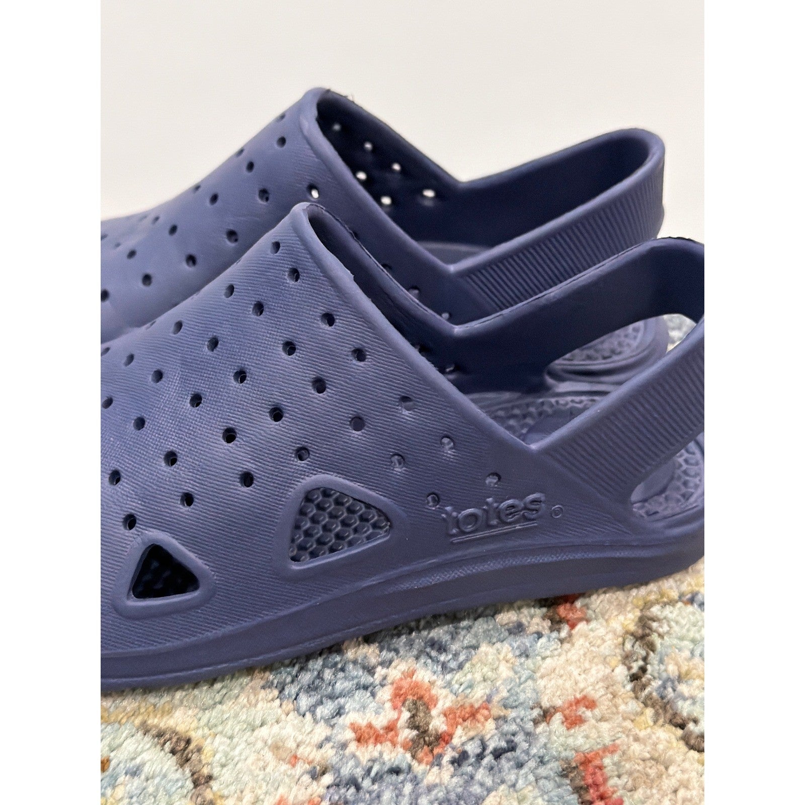 Totes Everywear Clogs Kids Size 13-1 Navy Blue Sol Bounce Slip On EUC3
