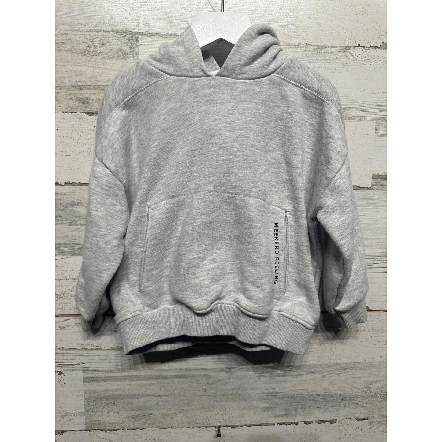 Zara Hoodie Kids Size 2-3Y Gray Weekend Feeling Graphic Pocket Sweatshirt EUC0