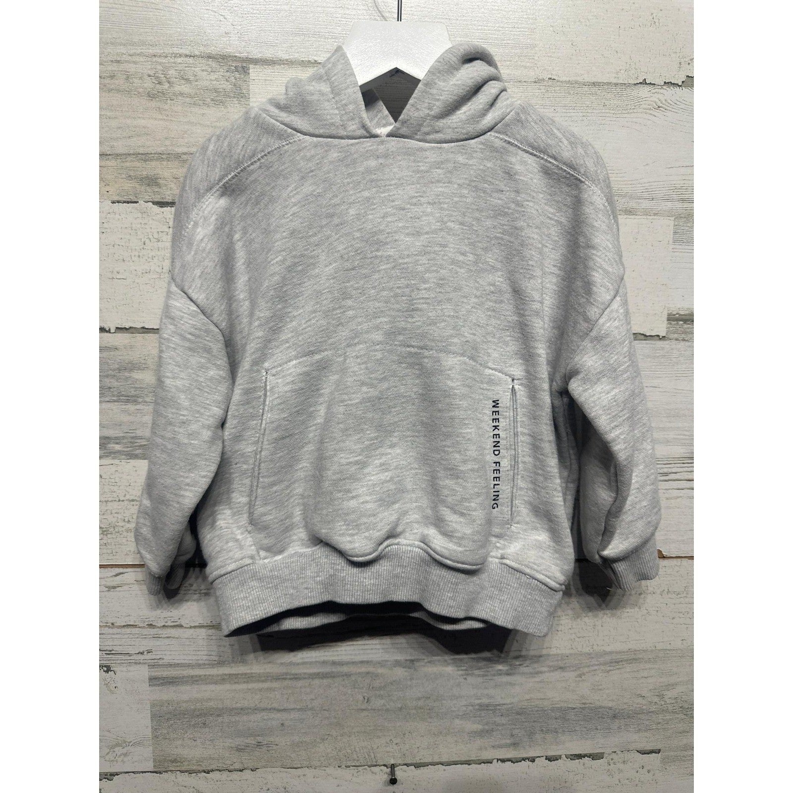 Zara Hoodie Kids Size 2-3Y Gray Weekend Feeling Graphic Pocket Sweatshirt EUC0