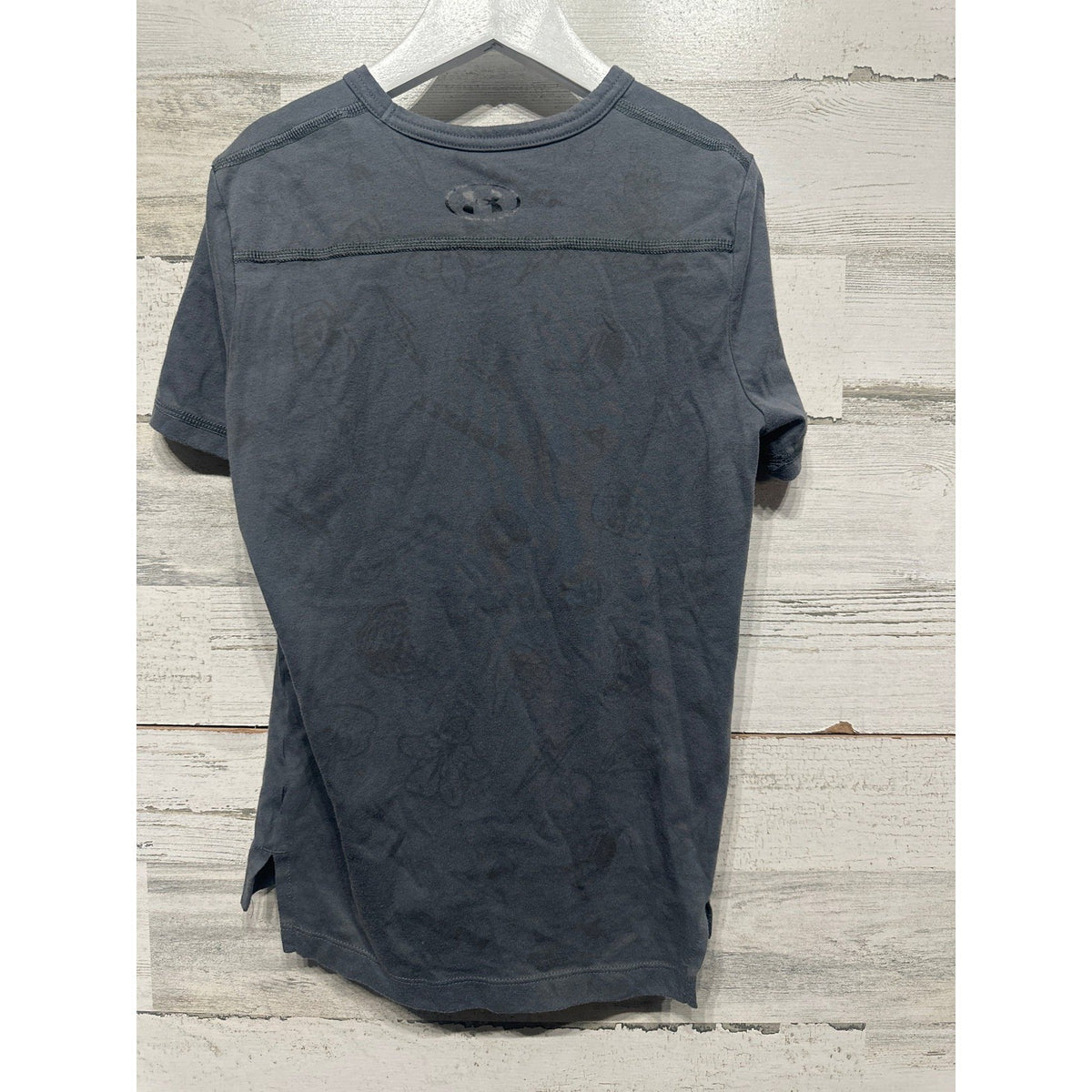 Under Armour Project Rock T-Shirt Boys Small Gray Brahma Bull Graphic GUC3