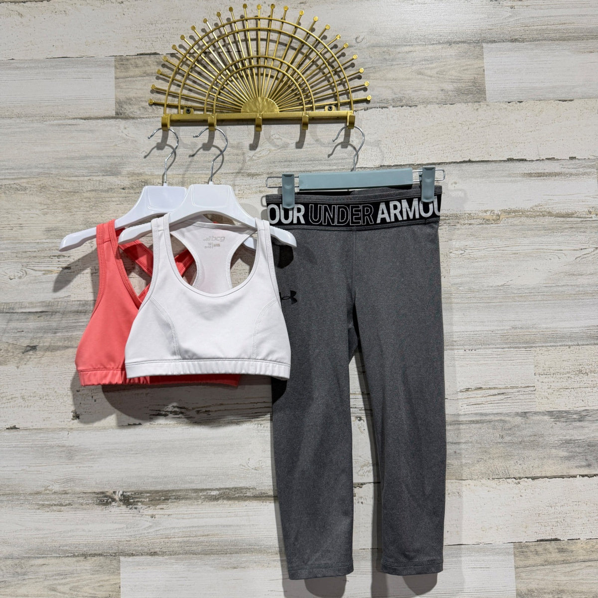 Under Armour BCG Activewear Bundle Girls M Gray Coral White Sporty EUC0