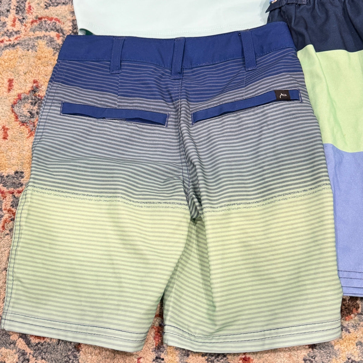 Under Armour RuggedButts Art Class Boys 4-5 Bundle Swim Shorts Rash Guard EUC2