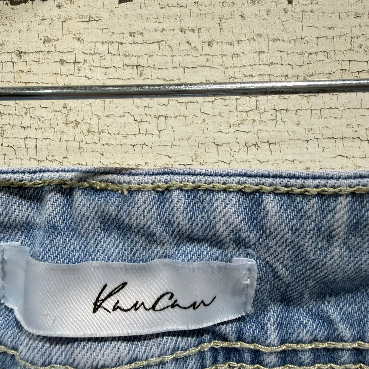 Kancan Wide Leg Crop Jeans Women Size 8 Light Wash Denim Boho Flawed*2
