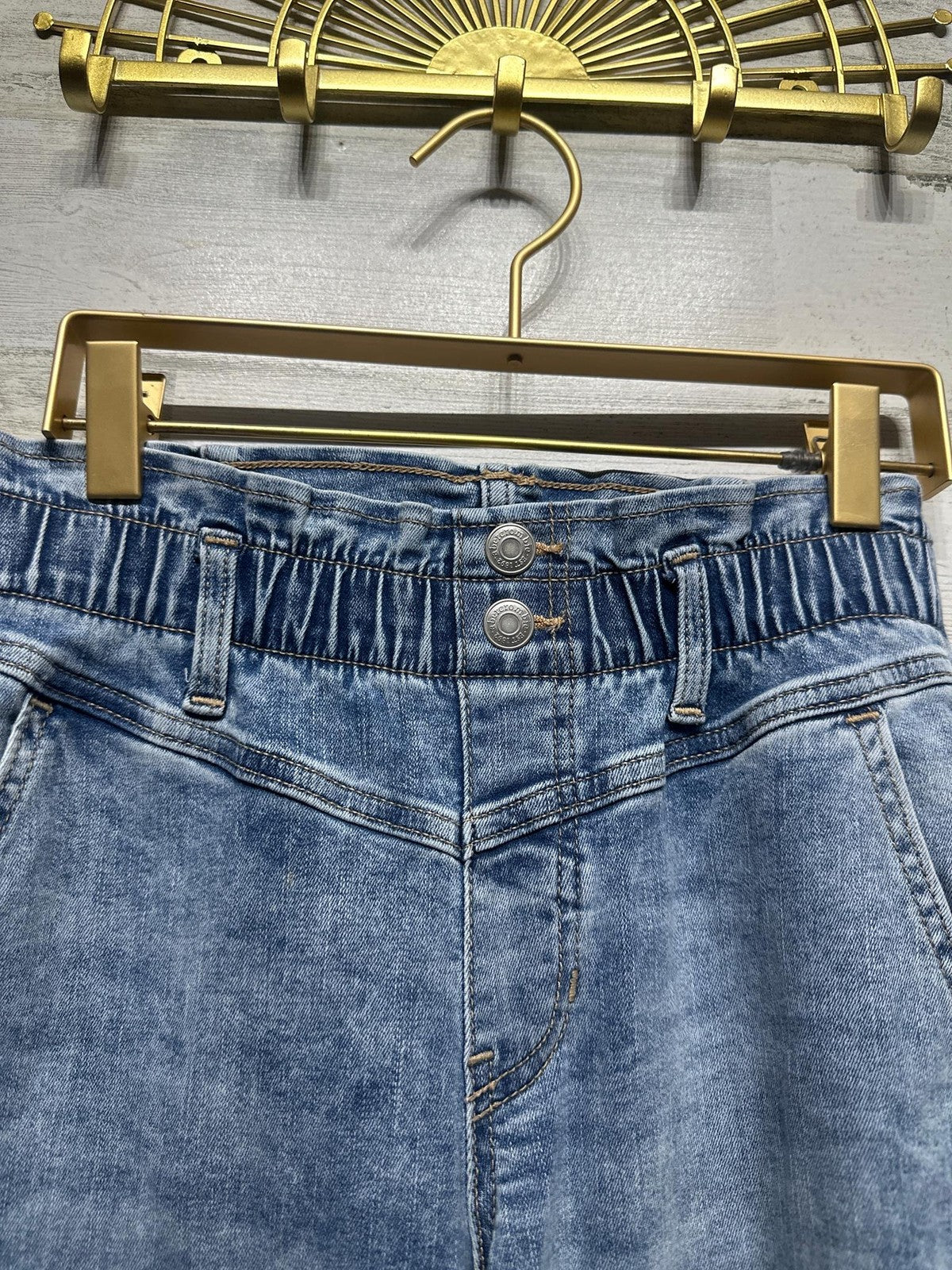 Abercrombie Kids High Rise Mini Mom Jeans Girls 13/14 Blue Paperbag Waist EUC1