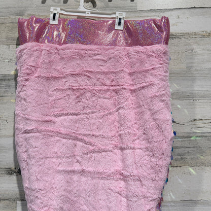 Nicole Miller Mermaid Tail Blanket Kids Shiny Pink Blue Sequin Plush Cozy EUC4