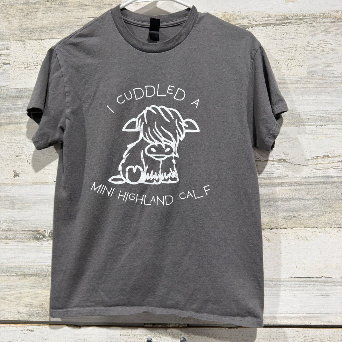 Gildan Milk & Honey Ranch Highland Calf T-Shirt Women S Gray Cotton Modern EUC0