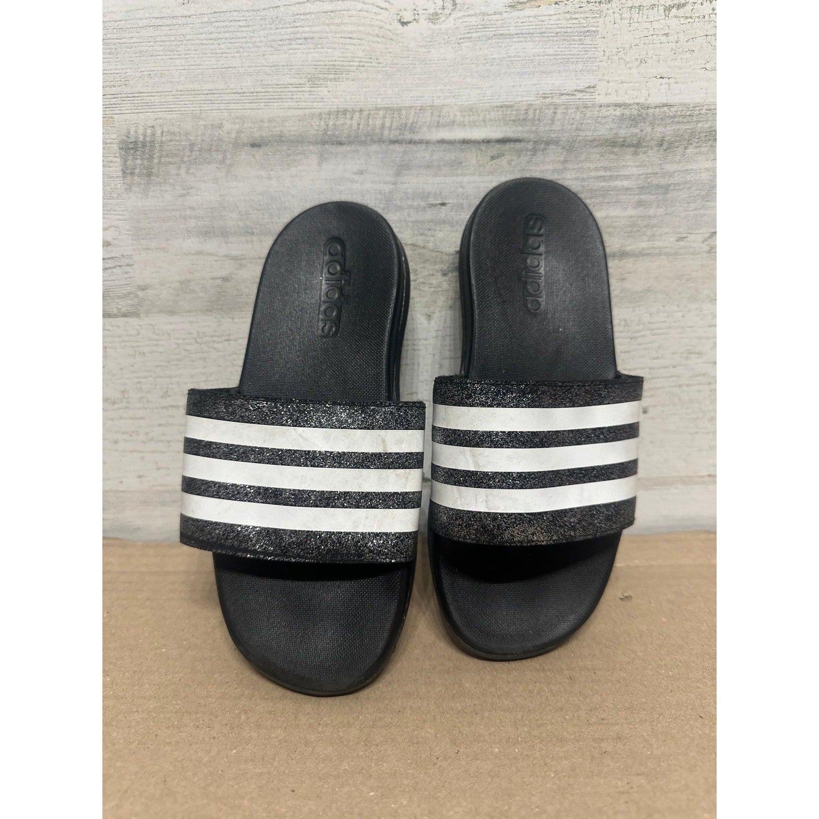 Adidas Slides Girls Size 2 Black Silver Glitter 3-Stripes2