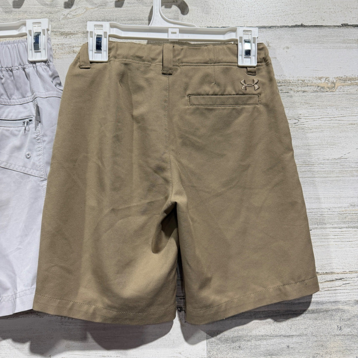 Cat & Jack Under Armour Boys 6 Camo Tee Khaki Fishing Shorts Bundle GUC*5