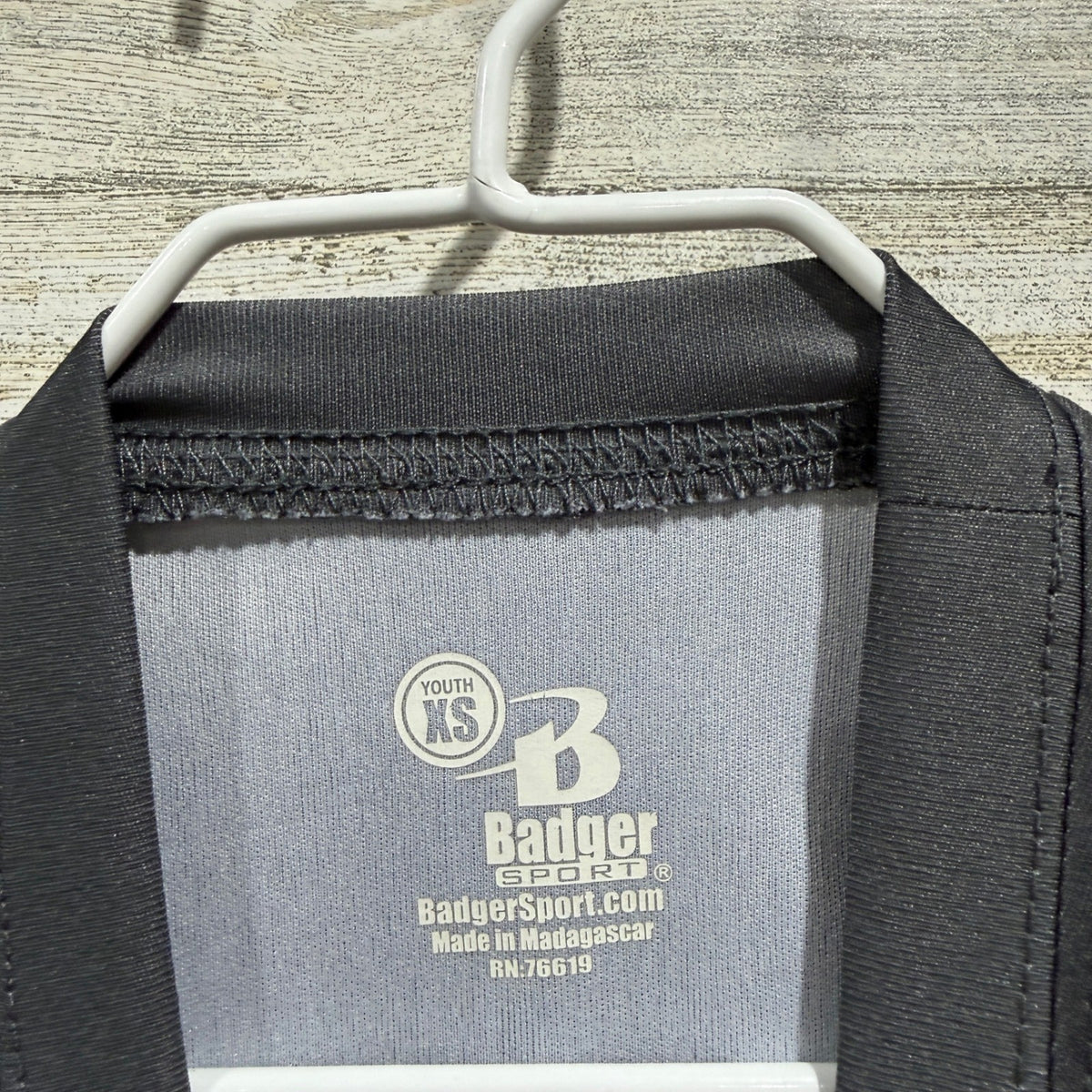 Badger Sport Shirt Youth XS Grey White Hexagon Bulldog Athletic EUC2