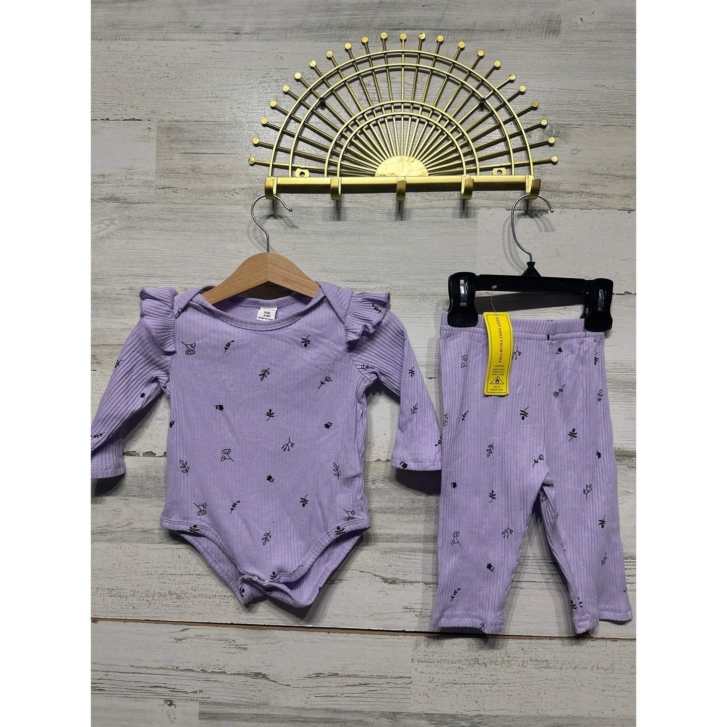 Floral Ribbed Bodysuit Leggings Set Girls 3-6M Purple Ruffle Shoulder NWT0