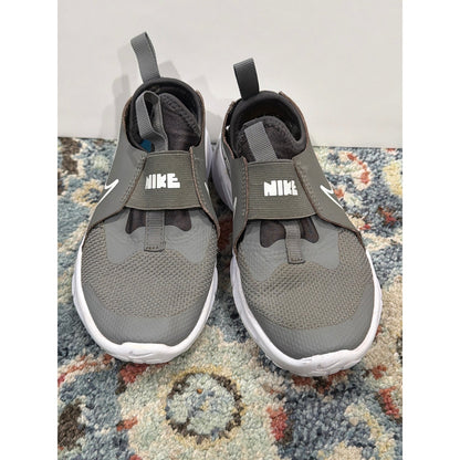 Nike Flex Runner 2 Sneakers Fits Boys 11.5-12c Grey Slip-On Athletic1