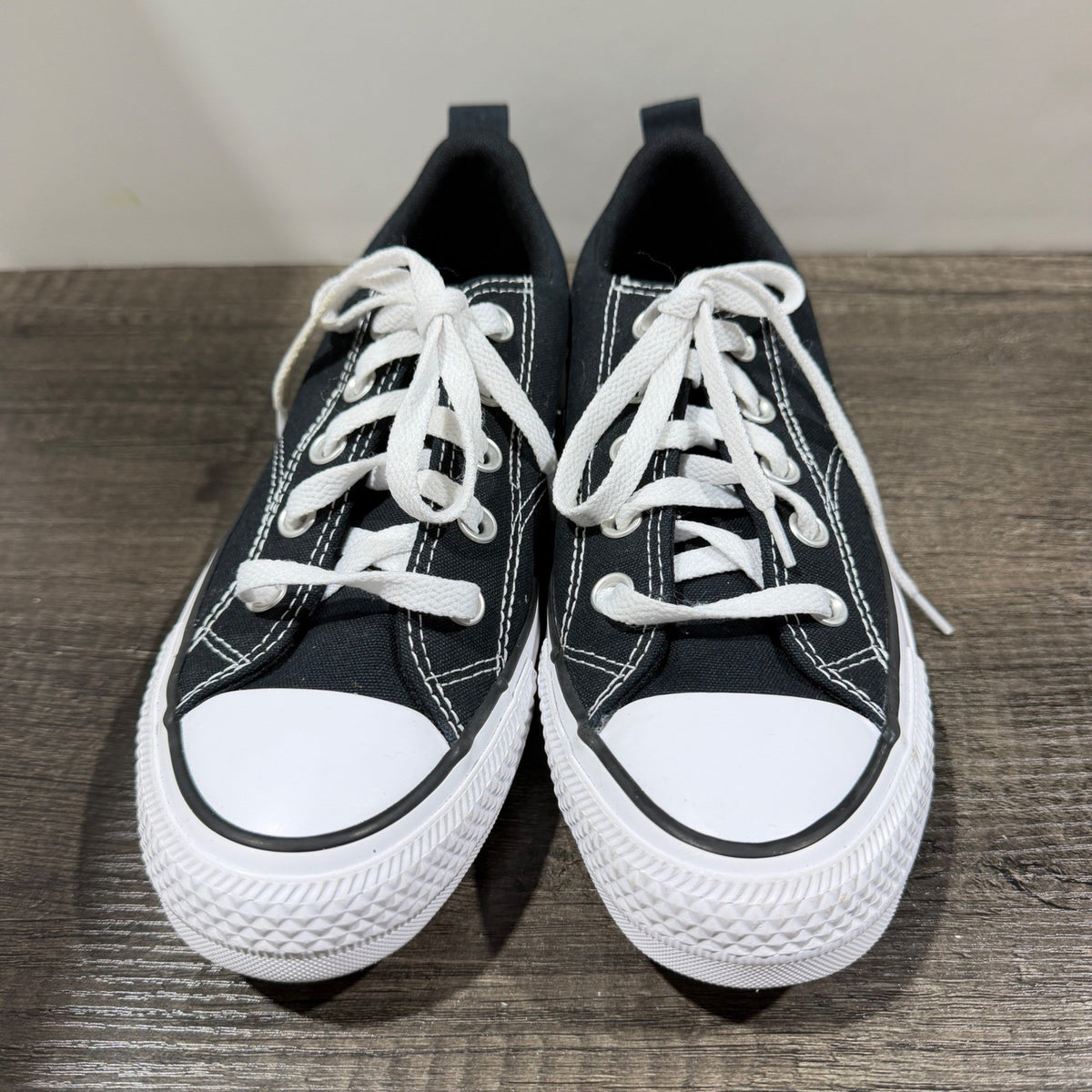 Converse All Star Kids Size 5.5 Youth Black Low Top Sneaker Classic EUC0