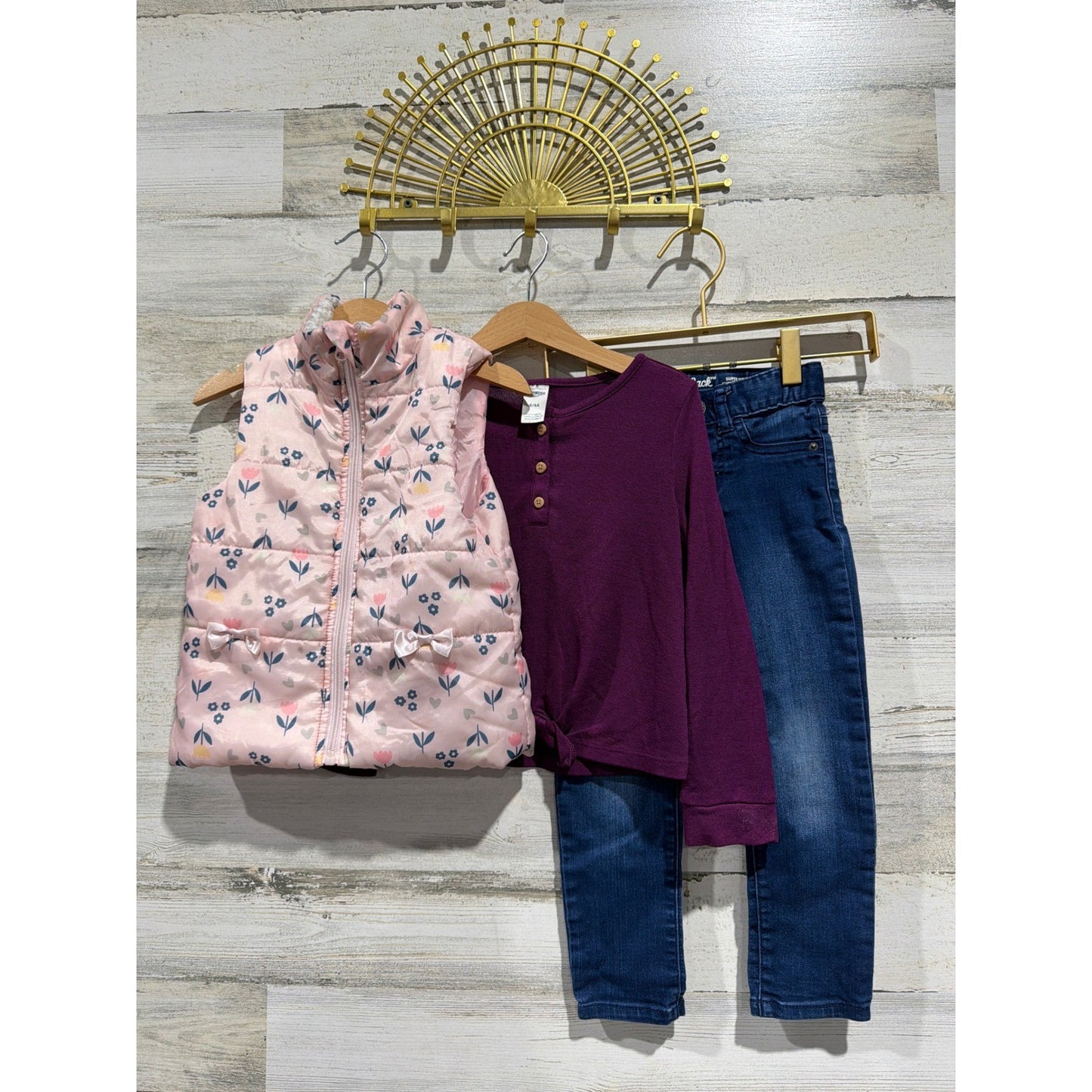 OshKosh Cat & Jack Just Lizzie Girls 4 Pink Purple Floral Vest Shirt Jeans EUC0