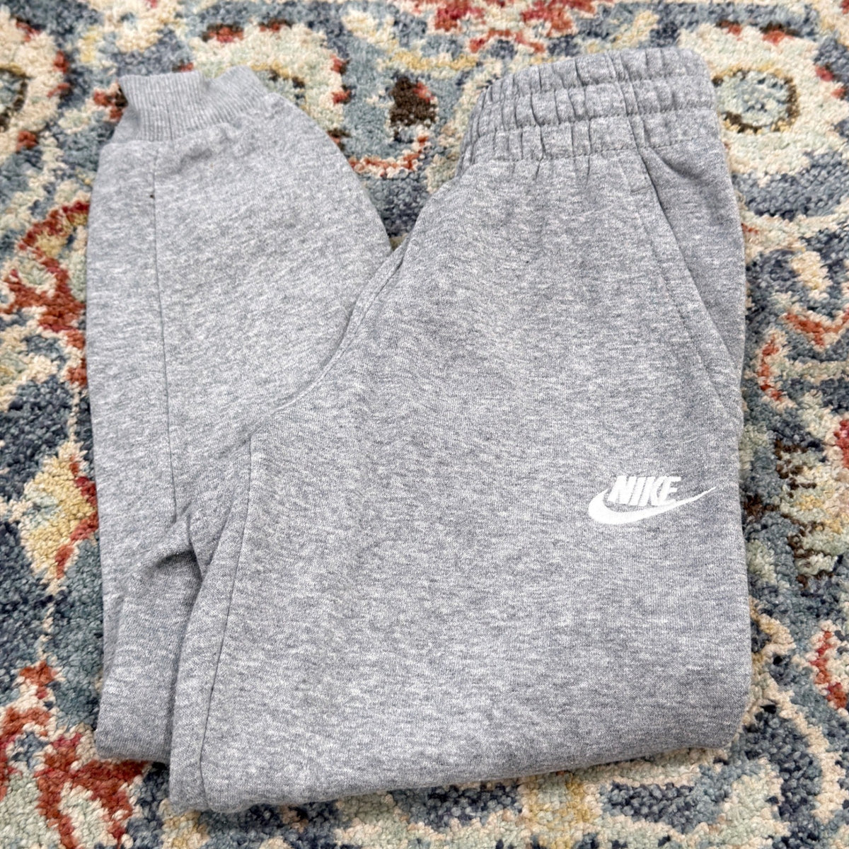Nike Jogger Sweatpants Kids XS Gray Fleece Sportswear Club *Flawed0