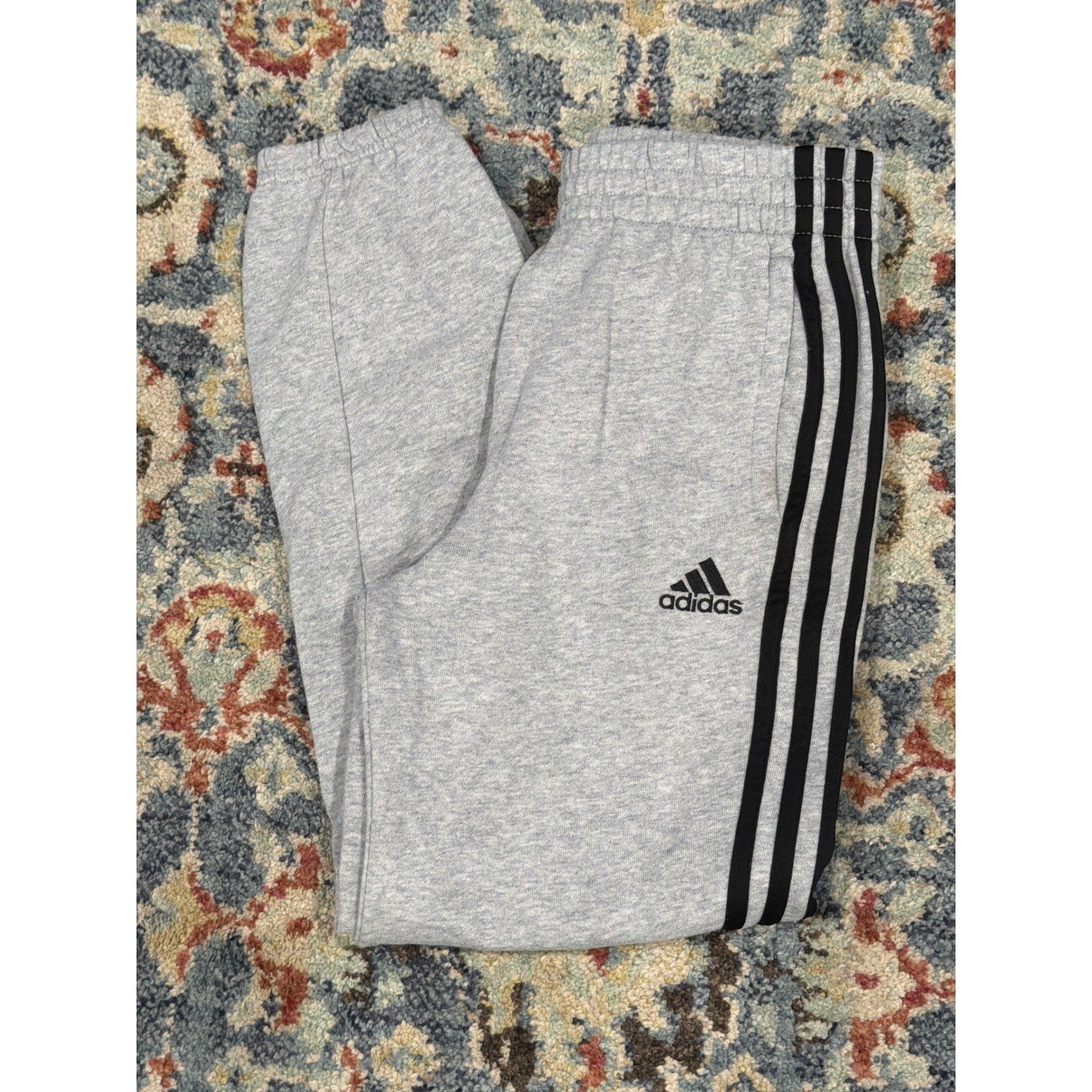 Adidas Sweatpants Boys 10/12 Gray 3-Stripe Fleece Joggers Athleisure *Flawed0