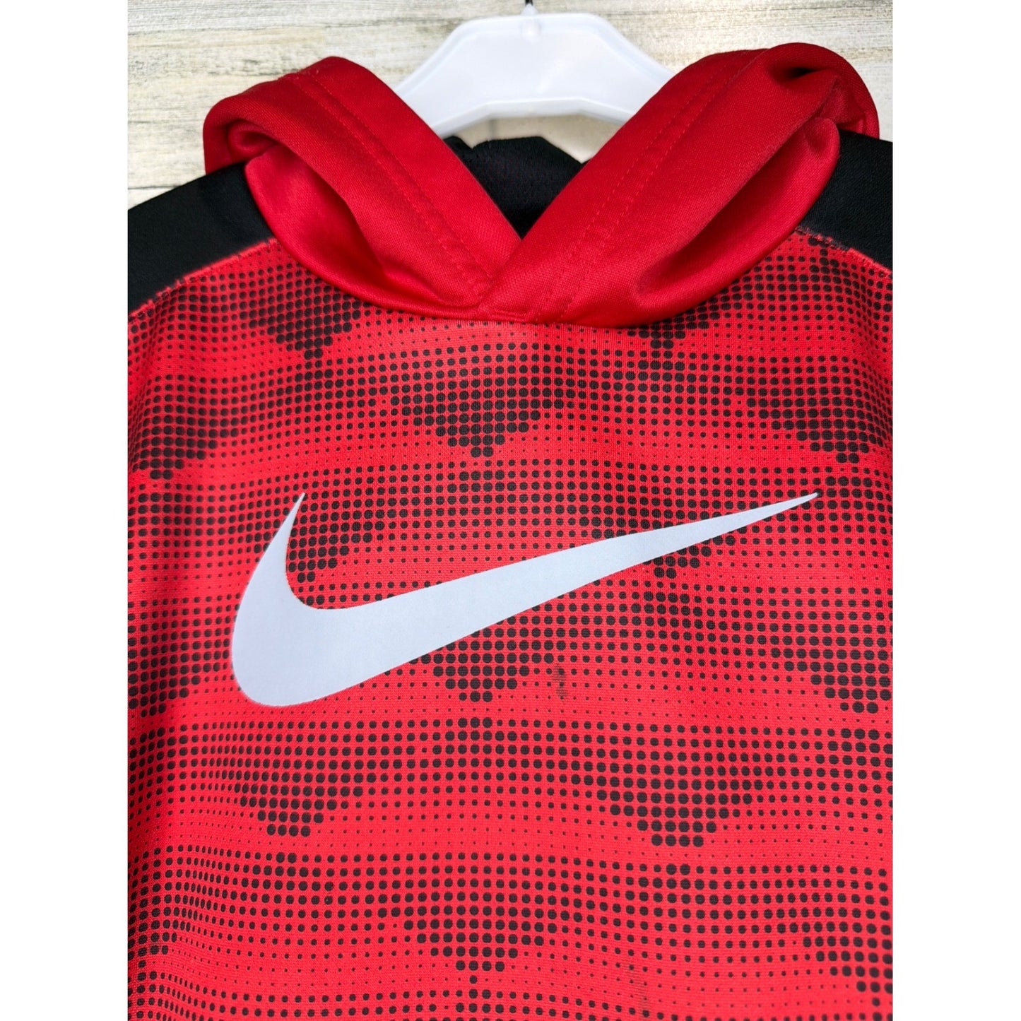 Nike Pullover Hoodie Boys 6 Red Black Graphic Therma-FIT Sportswear GUC*1