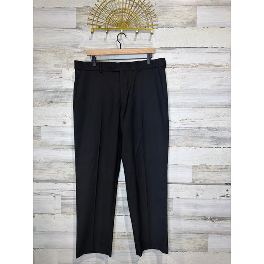 Stafford Travel Dress Pants Mens 36x30 Black Classic Fit Wrinkle Free EUC0