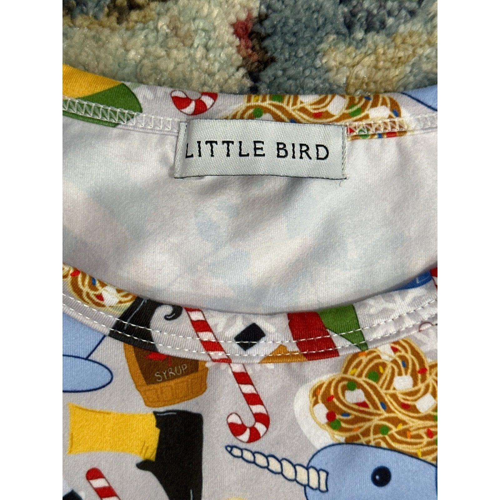 Little Bird Pajama Set Kids 9-10 Multicolor Elf Movie Graphic Print EUC4