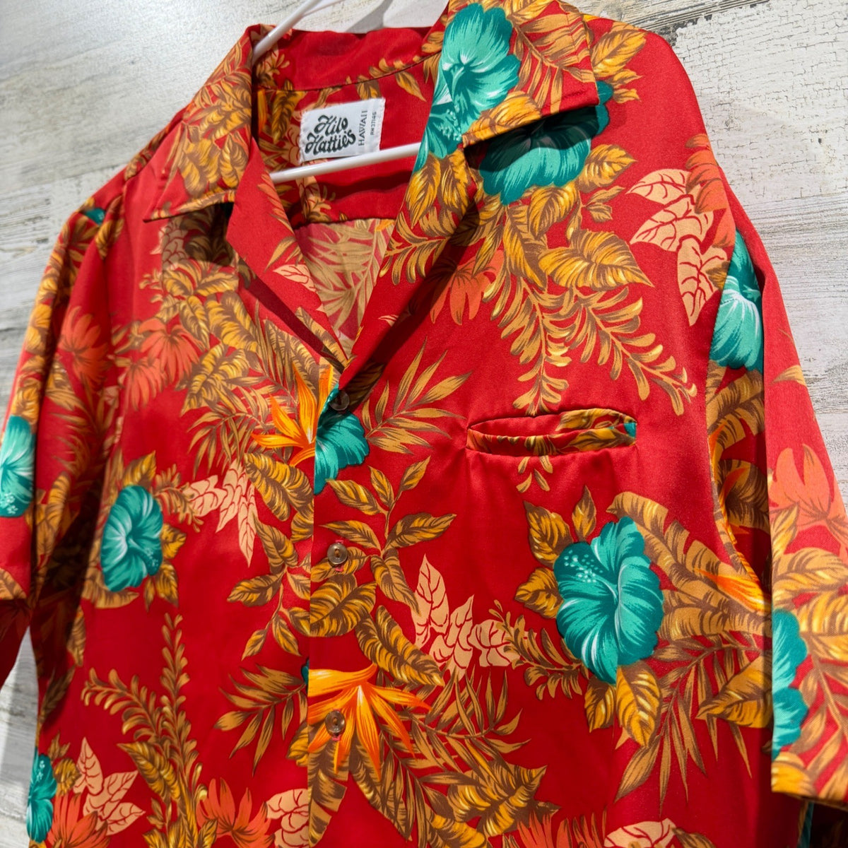 Hilo Hatties Hawaiian Shirt Mens XL Red Floral Tropical Short Sleeve Vintage2