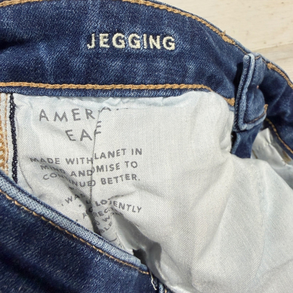 American Eagle Next Level Stretch Skinny Jeans Women 4 Distressed Denim EUC11