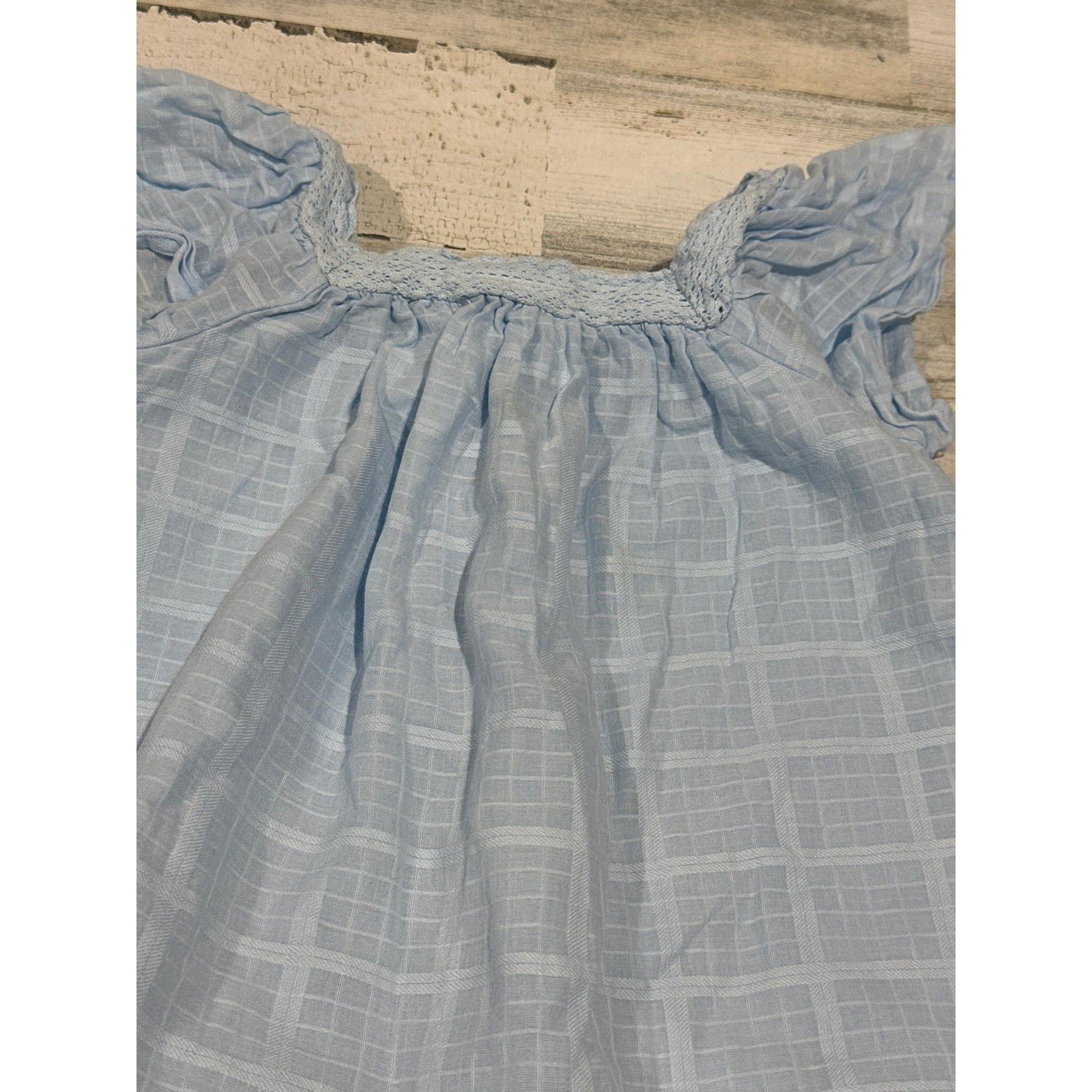 Cat & Jack Flutter Sleeve Blouse Girls 6/7 Blue Windowpane Crochet Trim EUC1
