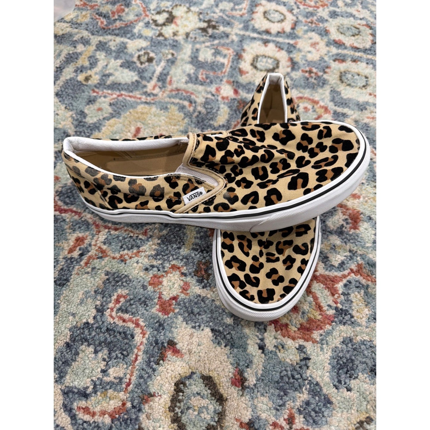 Vans Slip On Shoes Women Size 9 Leopard Print Canvas Skater Streetwear EUC0