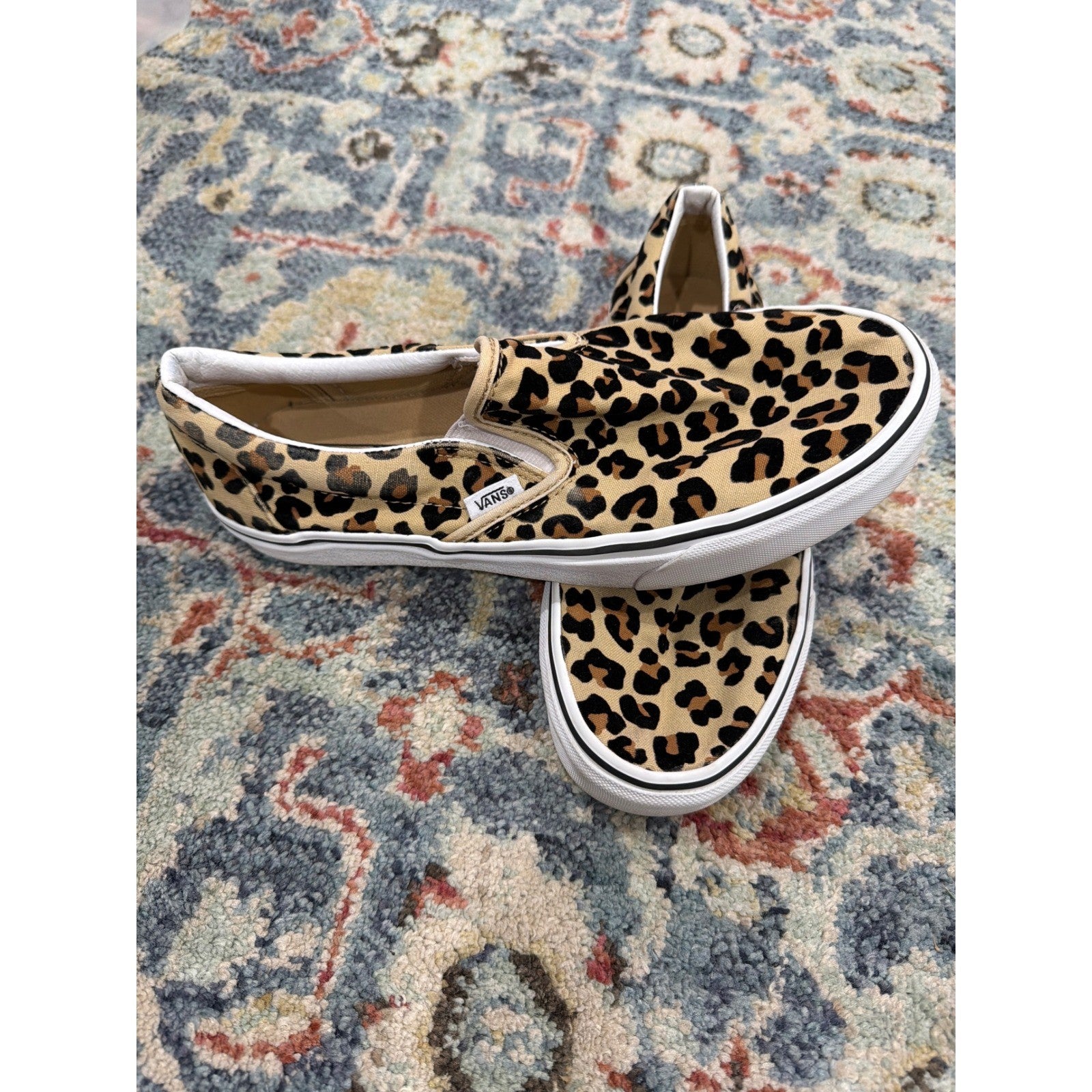 Vans Slip On Shoes Women Size 9 Leopard Print Canvas Skater Streetwear EUC0