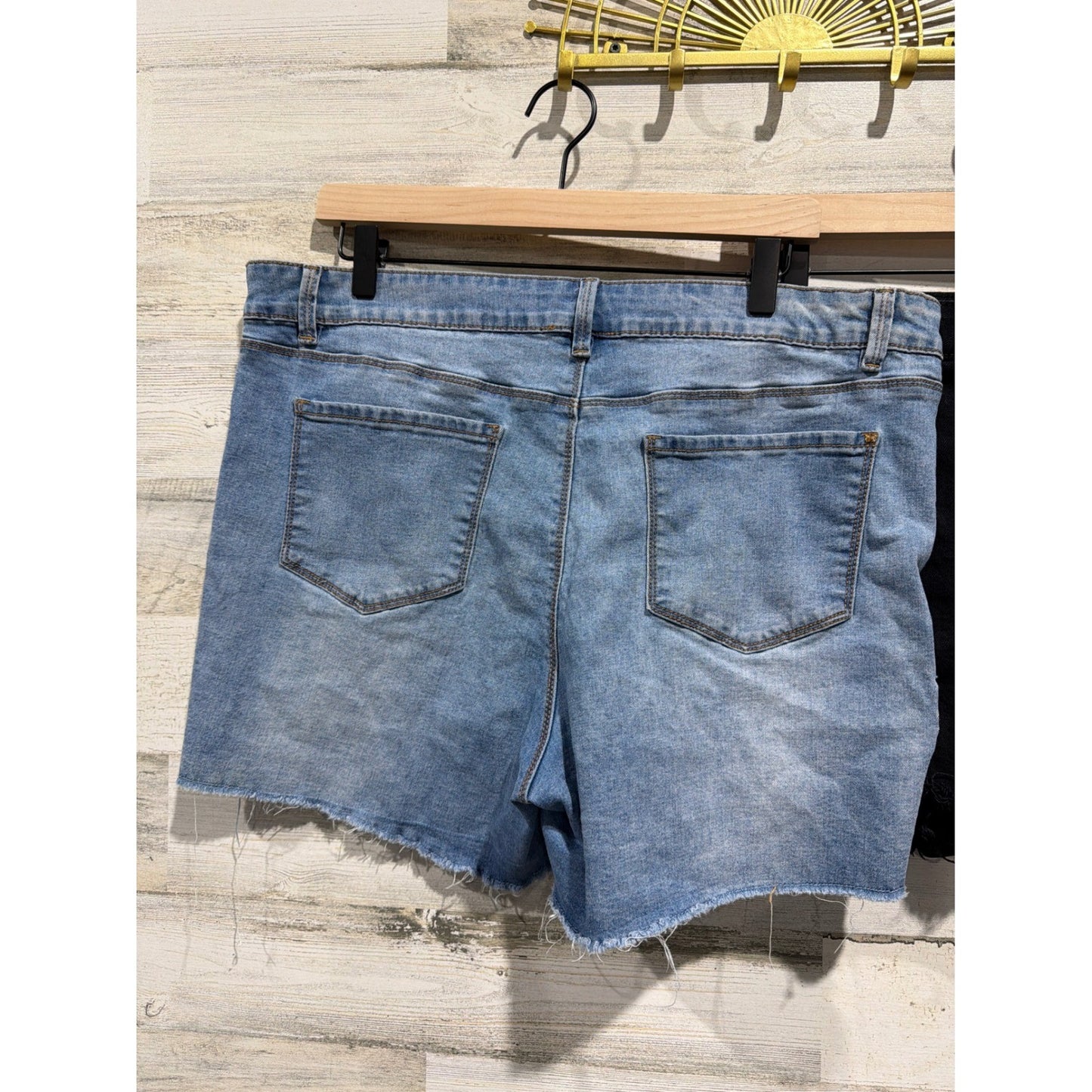 Counterparts Old Navy Shorts Women 18 Blue Black Floral Denim Bundle Boho EUC3