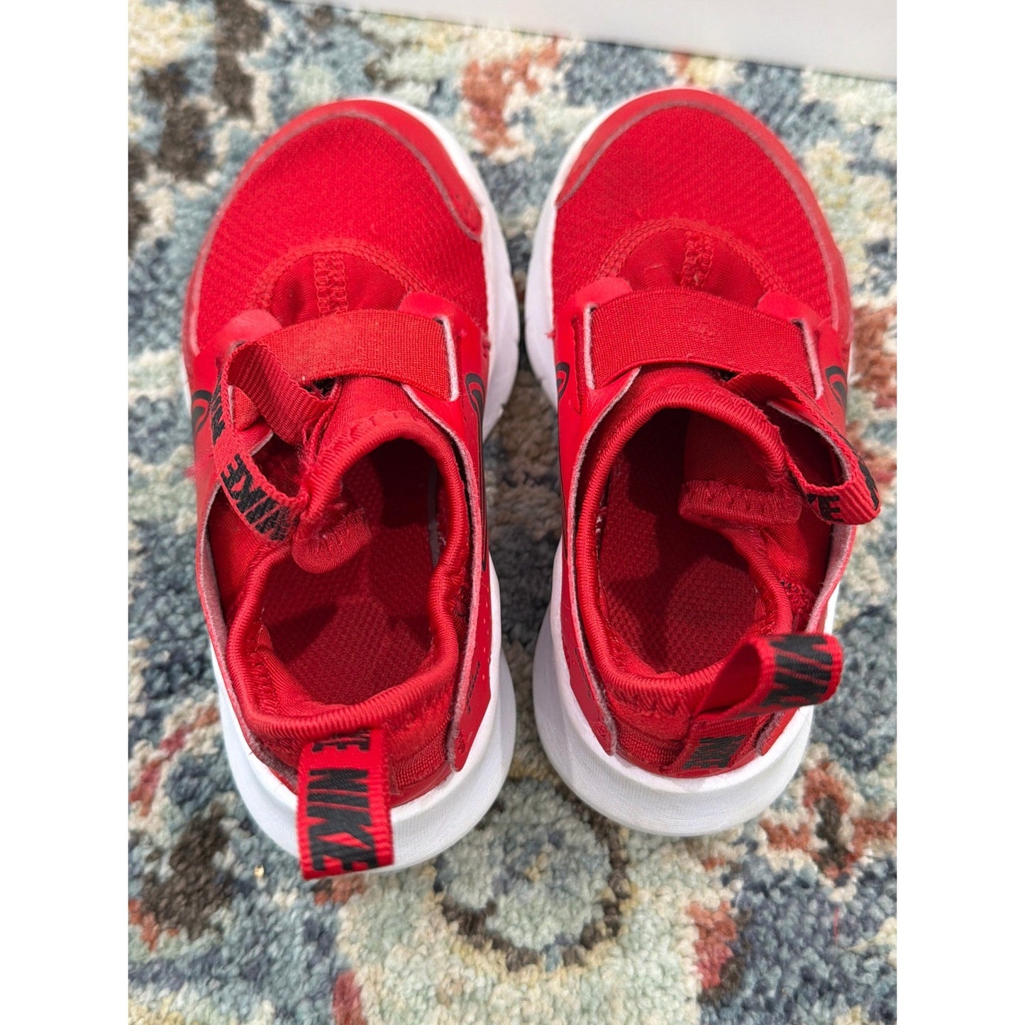 Under Armour Nike Sneakers Boys 10 Black Red Athletic Running Shoes5