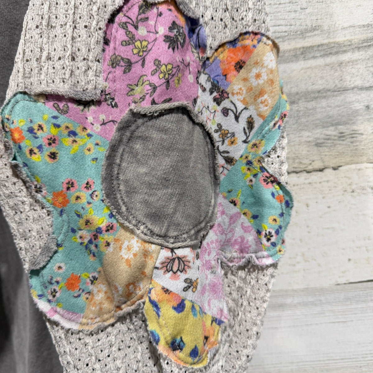 J. HER Sweatshirt Women Small Gray Floral Patchwork Crochet Boho EUC2