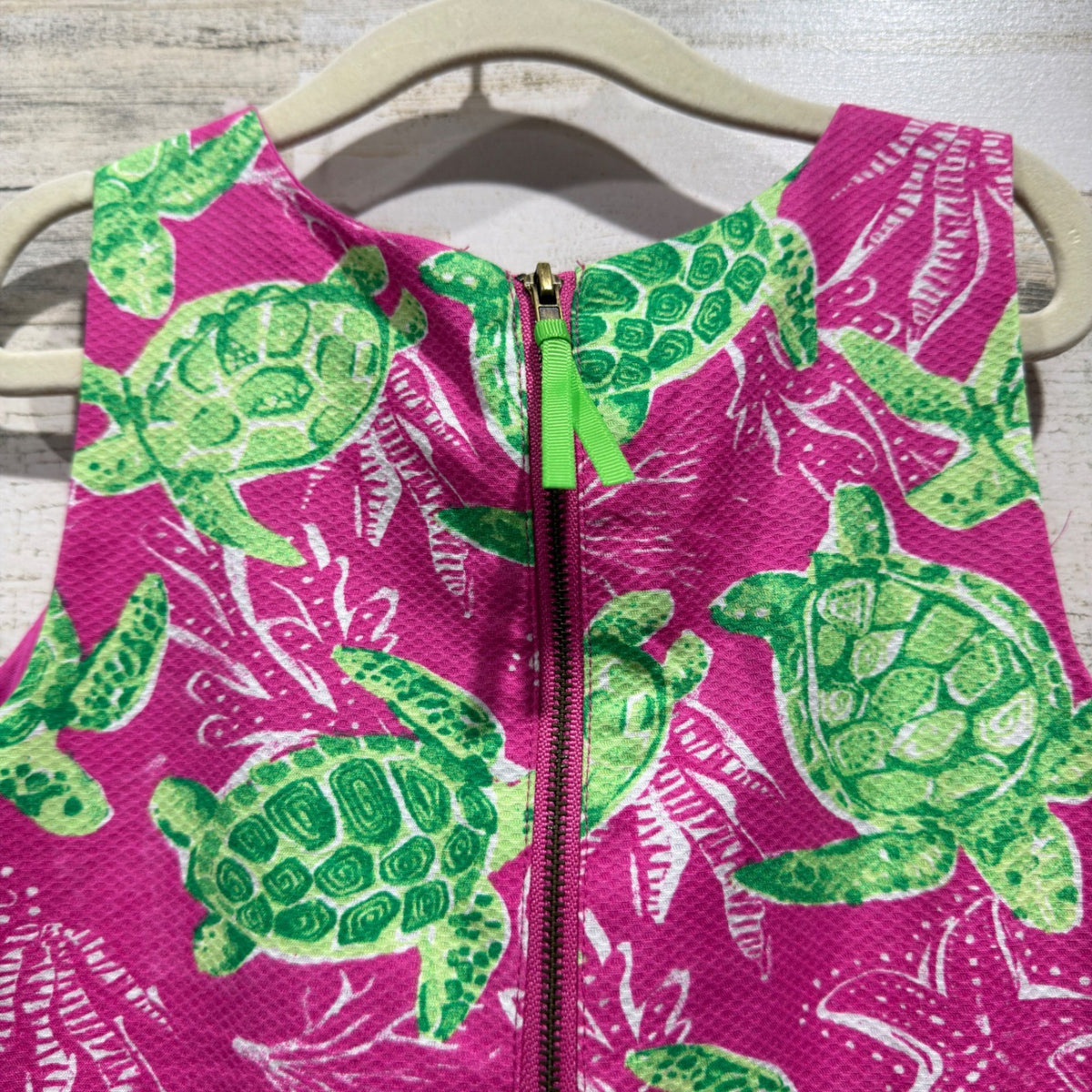 Tommy Bahama Shift Dress Girls 7 Pink Green Turtle Print Coastal EUC4