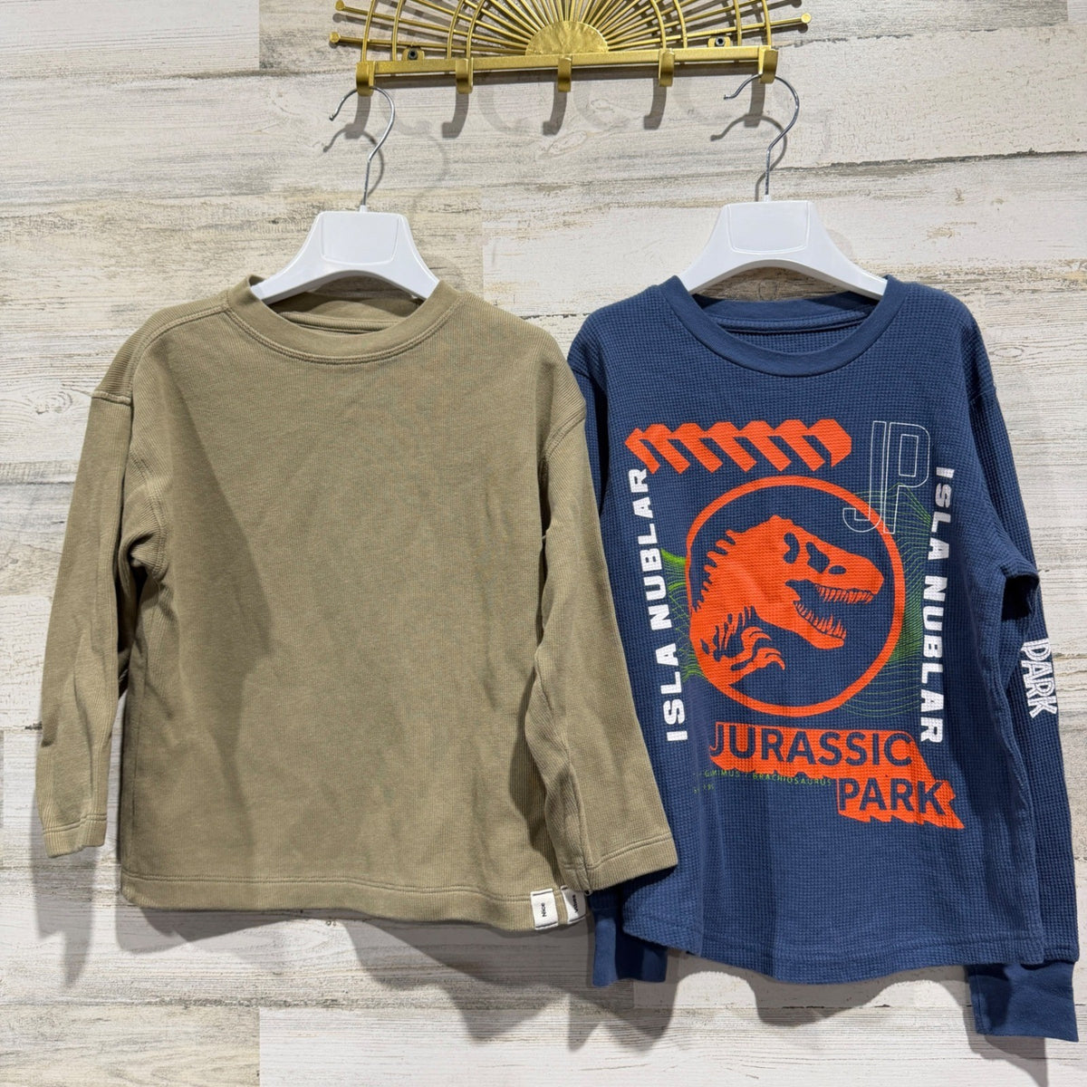 Zara & Hybrid Shirt Bundle Boys 6/7 Blue Green Jurassic Park Fall Winter EUC0