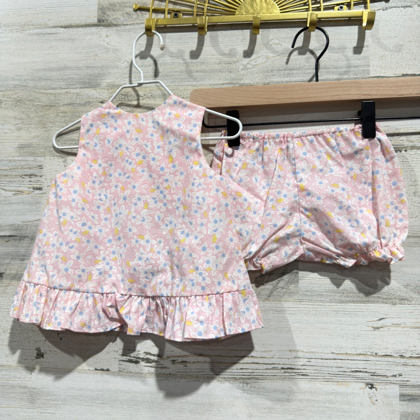 Cuties by Judy Floral Set Girls 0-6M Pink Vintage Ruffle Bloomers NWT4