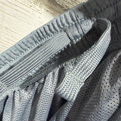 Nike Dri-FIT Mesh Shorts Boys Large Gray 100% Polyester Athletic NWT7