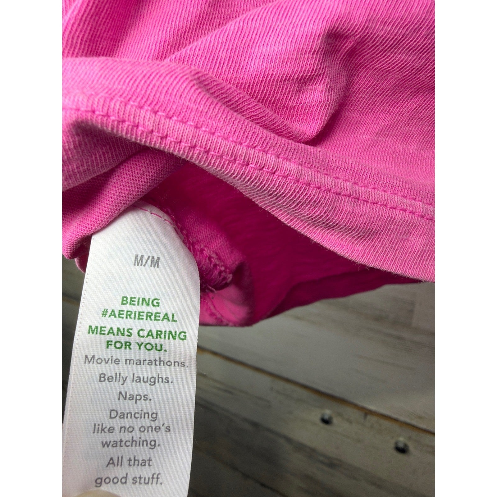 Aerie Graphic Crop Top Women Medium Pink Smiley Face Party Til Sunrise EUC4