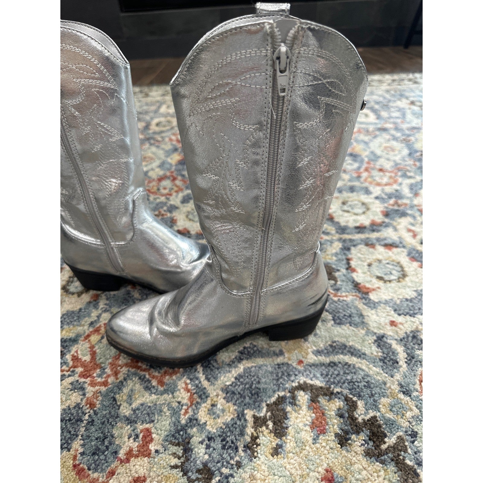 Silver Western Cowboy Boots Girls 3 Metallic Embroidered Pull On GUC6