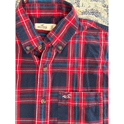 Hollister Plaid Button Down Shirt Mens XS Red Navy Blue Long Sleeve1